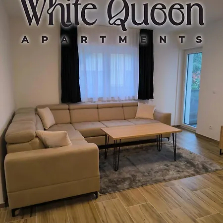 White Queen Апартаменты Sanski Most