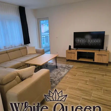 Апартаменты White Queen